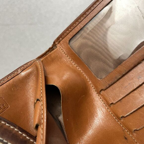 Vtg Dooney Bourke Wallet Pebbled Leather Cream Brown Tri Fold Cash Card Kisslock - Picture 10 of 11